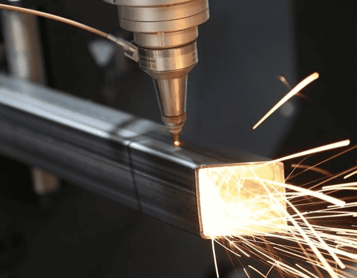 Laser Cutting Aluminum with Oxygen: Boosting Precision and Efficiency